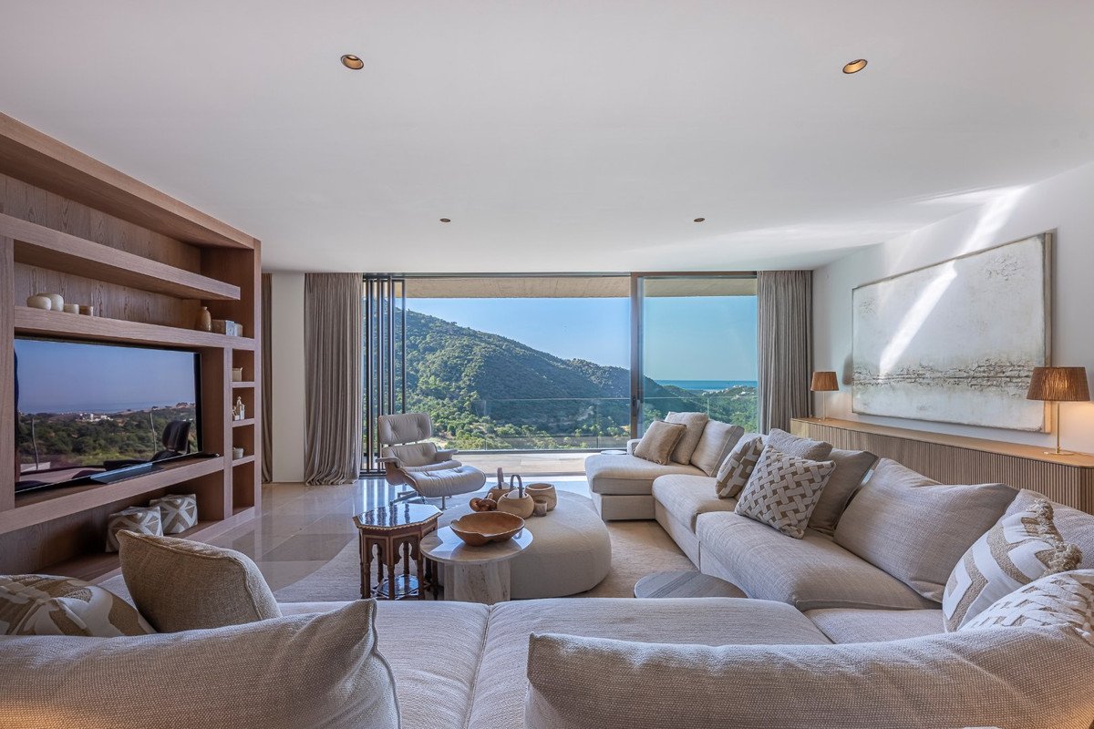 4 Bed Detached Villa in Benahavís