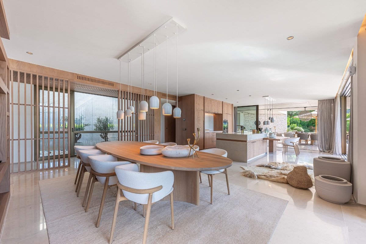 4 Bed Detached Villa in Benahavís