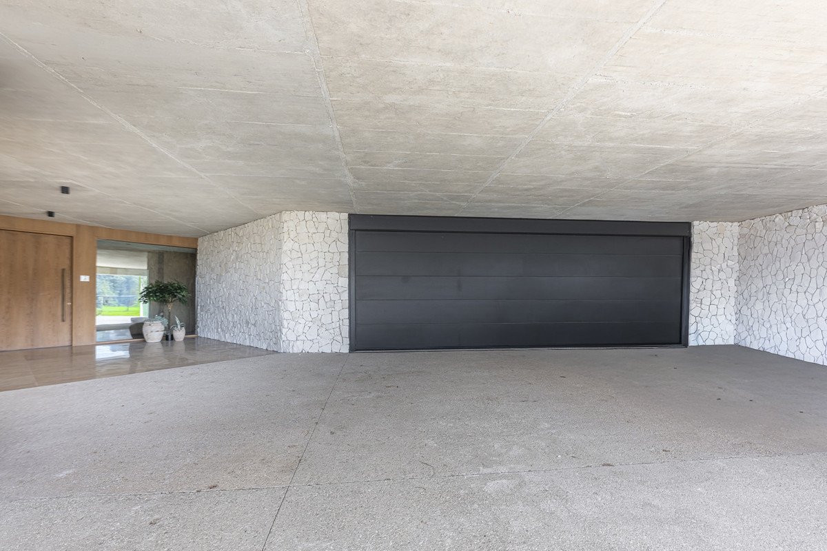 4 Bed Detached Villa in Benahavís