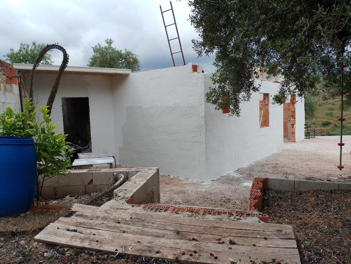 Land in Tolox