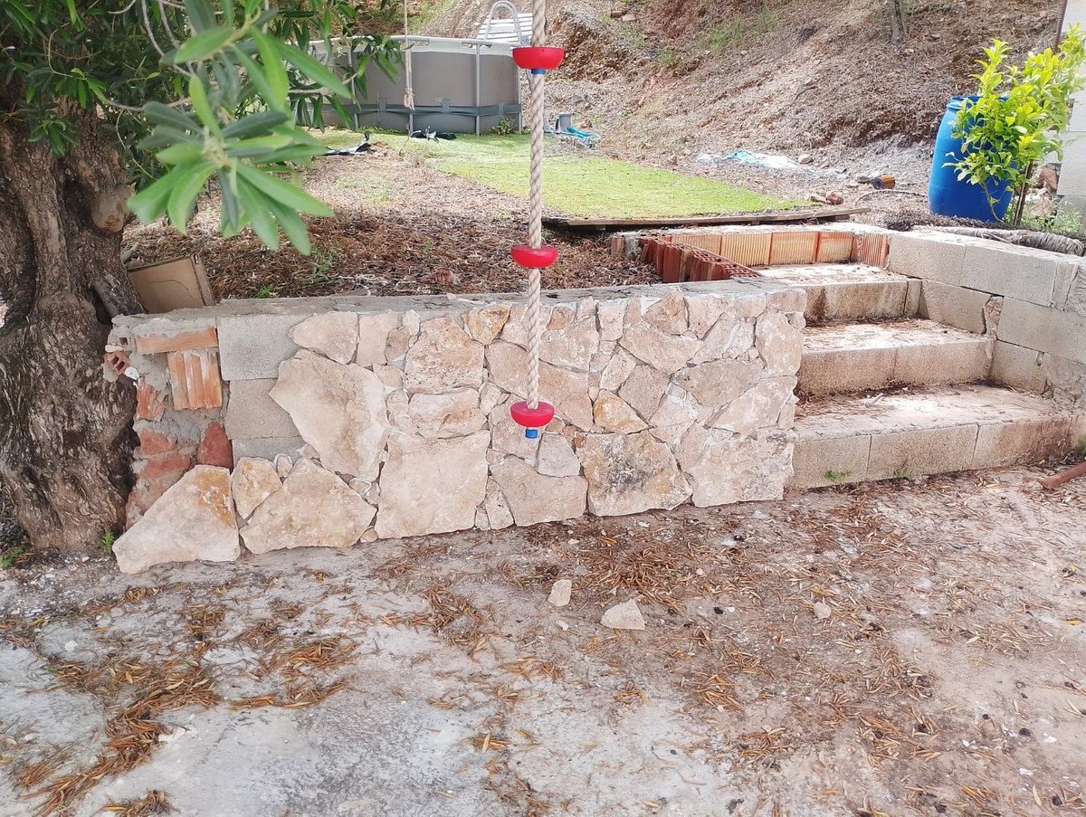 Land in Tolox