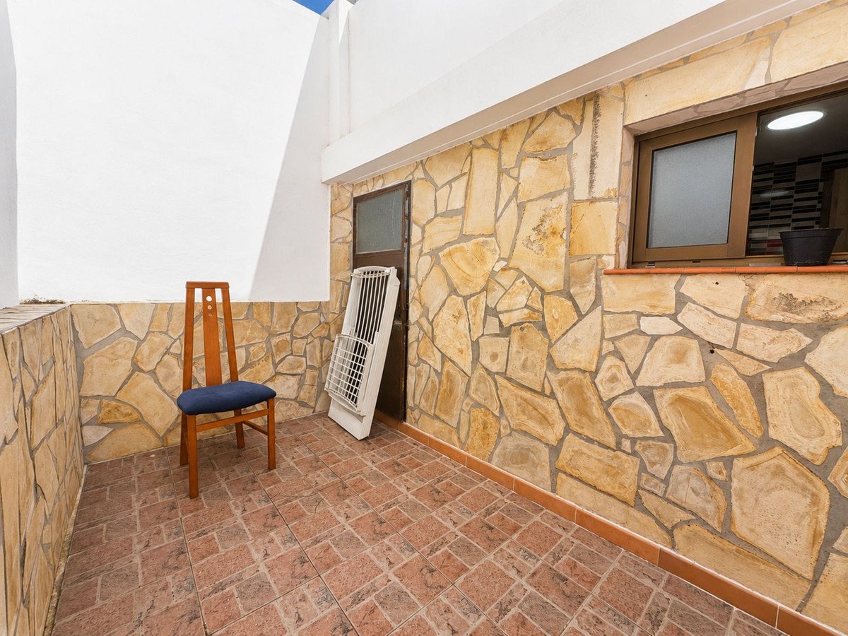 5 Bed Semi-Detached House in Mijas