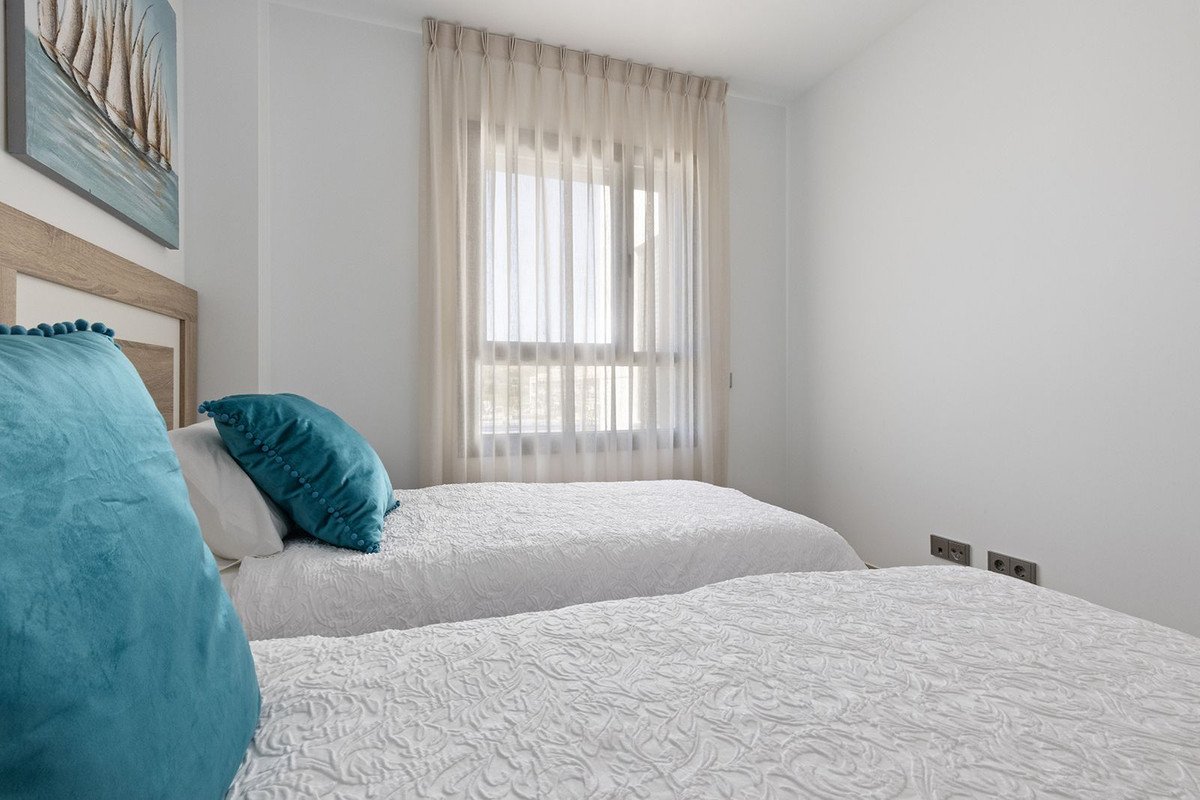 3 Bed Middle Floor Apartment in Casares Playa