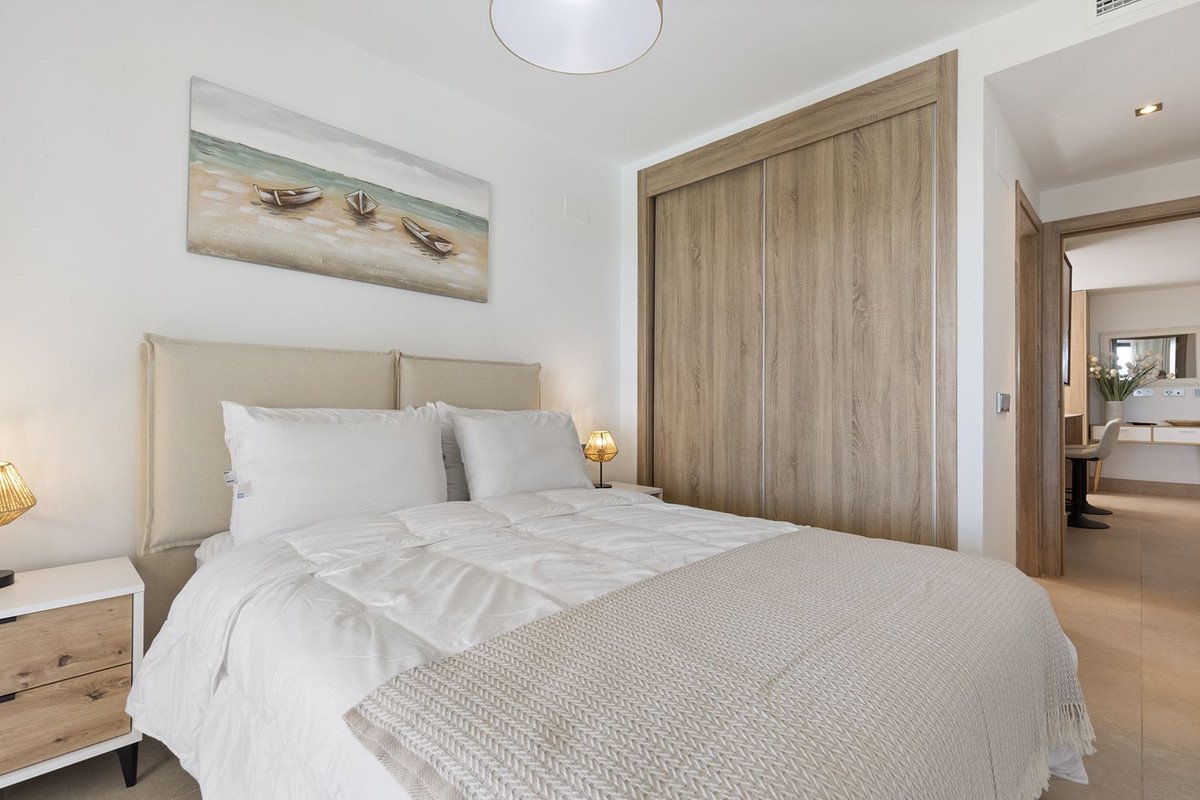 3 Bed Middle Floor Apartment in Casares Playa