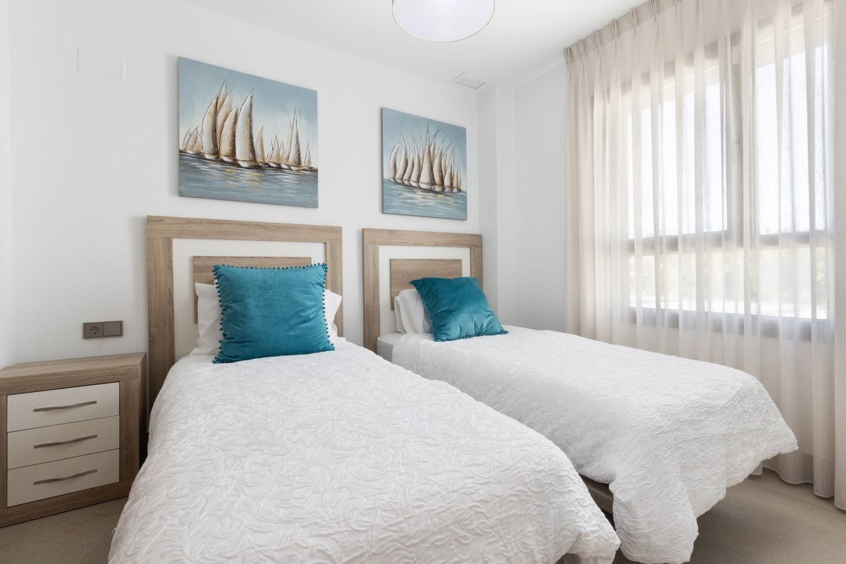 3 Bed Middle Floor Apartment in Casares Playa