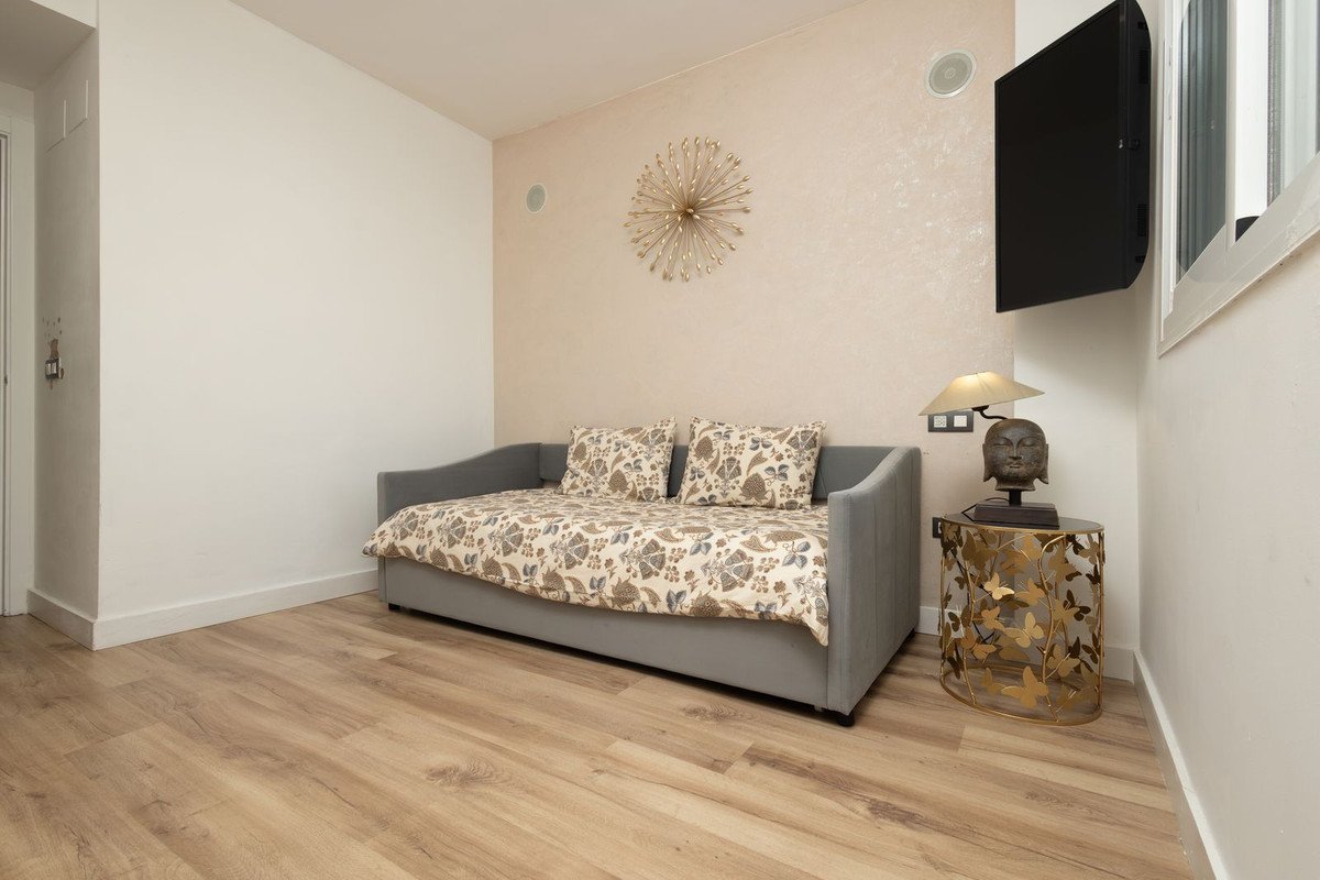 2 Bed Ground Floor Apartment in El Paraiso