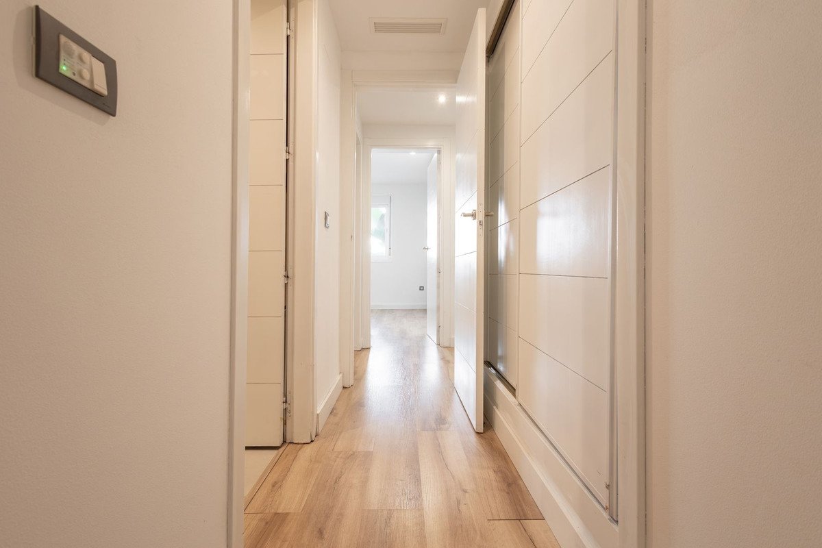 2 Bed Ground Floor Apartment in El Paraiso