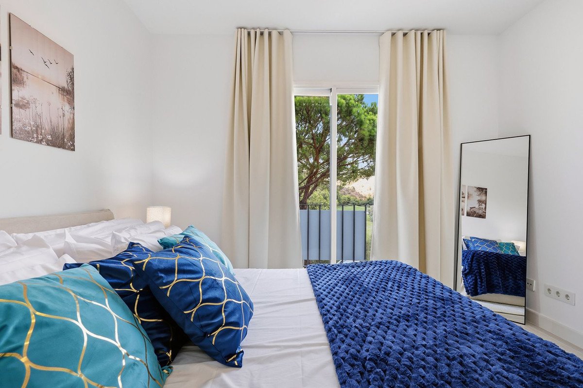 3 Bed Middle Floor Apartment in La Quinta