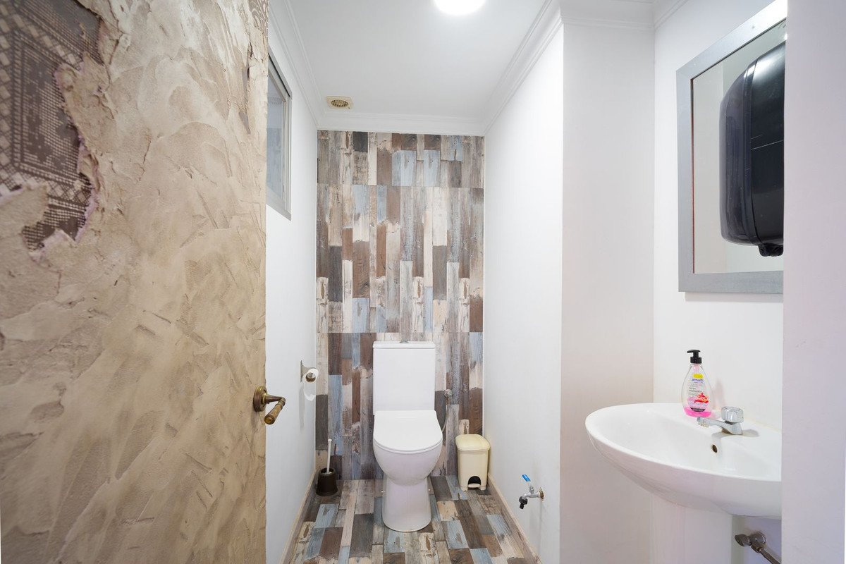 1 Bed Hairdressers in Benalmadena Costa