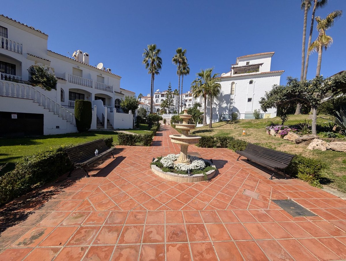 3 Bed Townhouse in Riviera del Sol