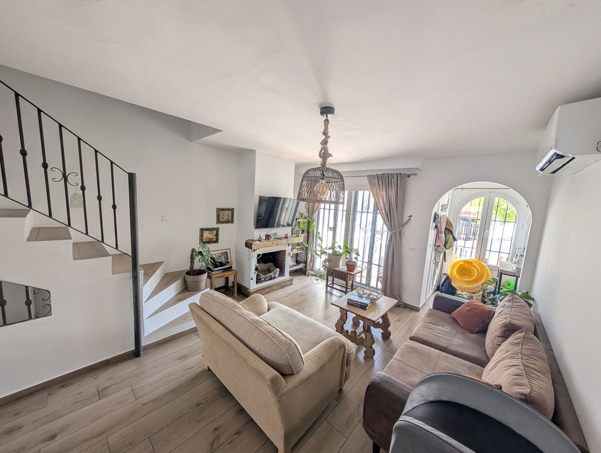 3 Bed Townhouse in Riviera del Sol