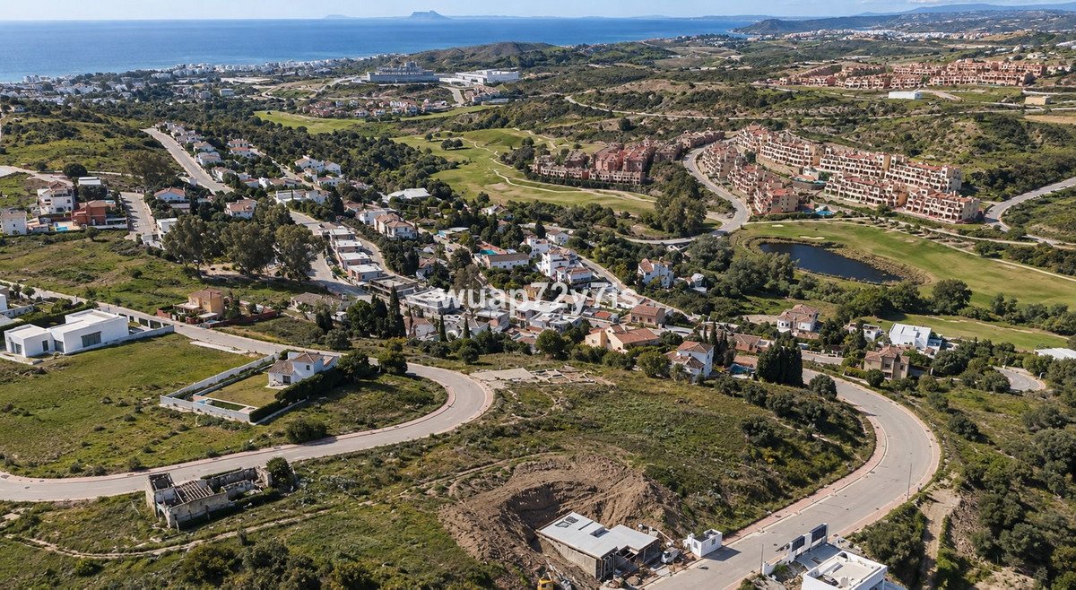 Residential Plot in Estepona
