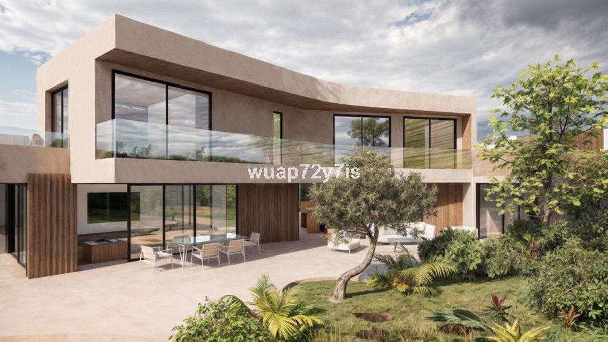 Residential Plot in Estepona
