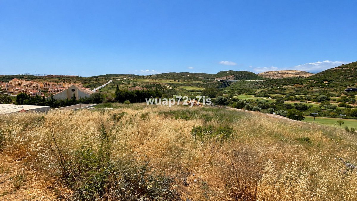 Residential Plot in Estepona