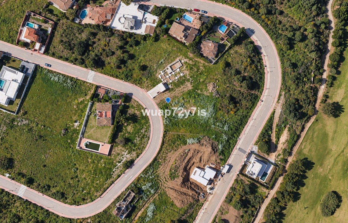 Residential Plot in Estepona