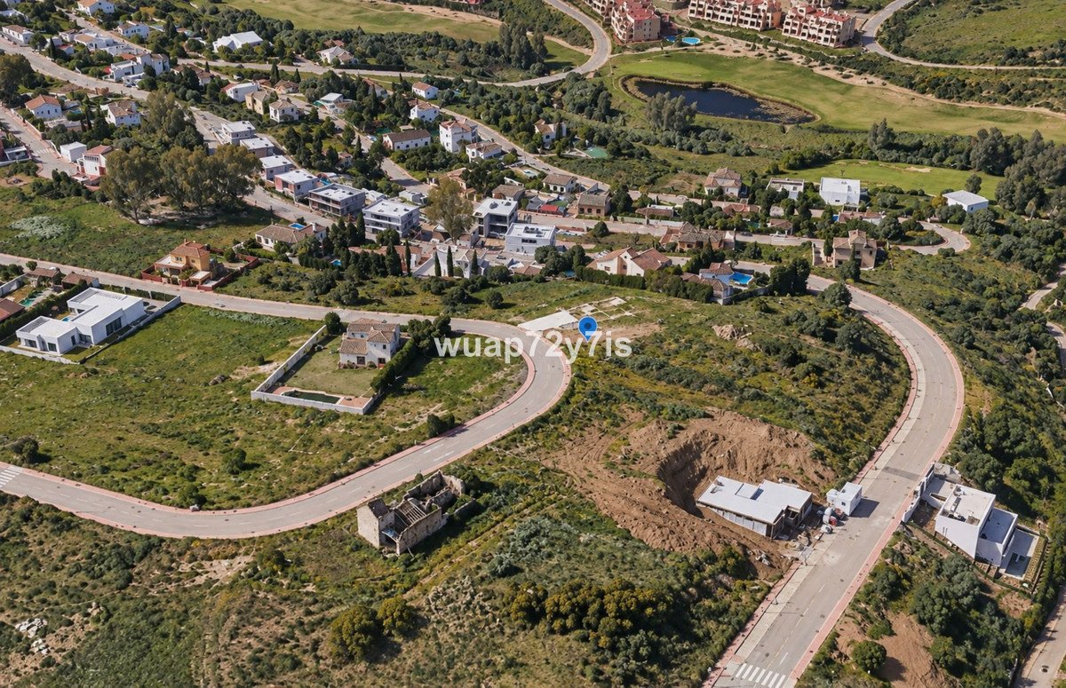 Residential Plot in Estepona