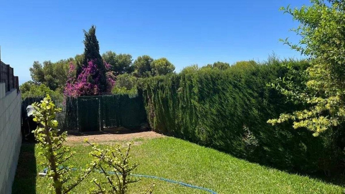 4 Bed Townhouse in Estepona