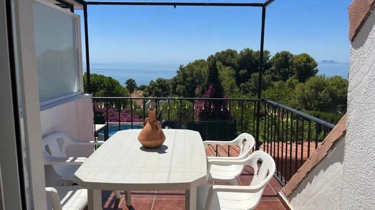 4 Bed Townhouse in Estepona