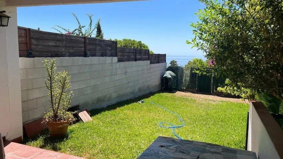 4 Bed Townhouse in Estepona