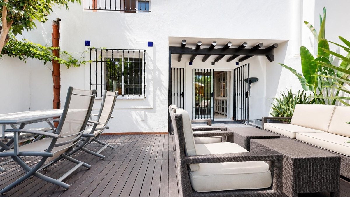 3 Bed Townhouse in Nueva Andalucía