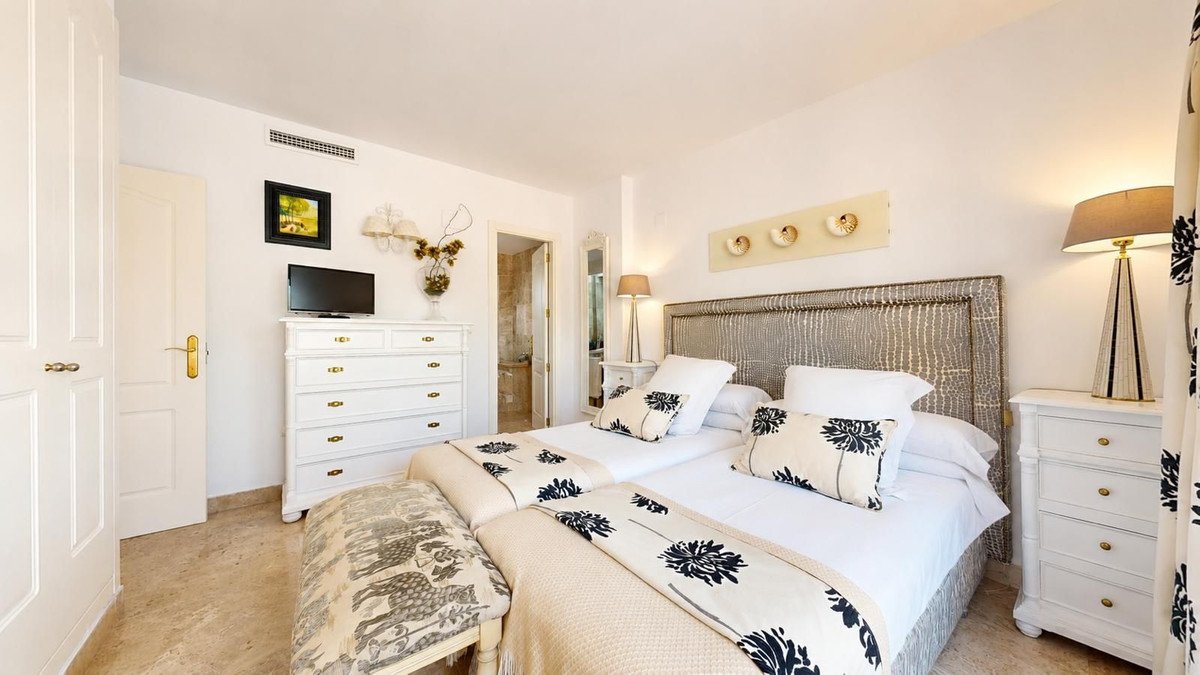 3 Bed Townhouse in Nueva Andalucía