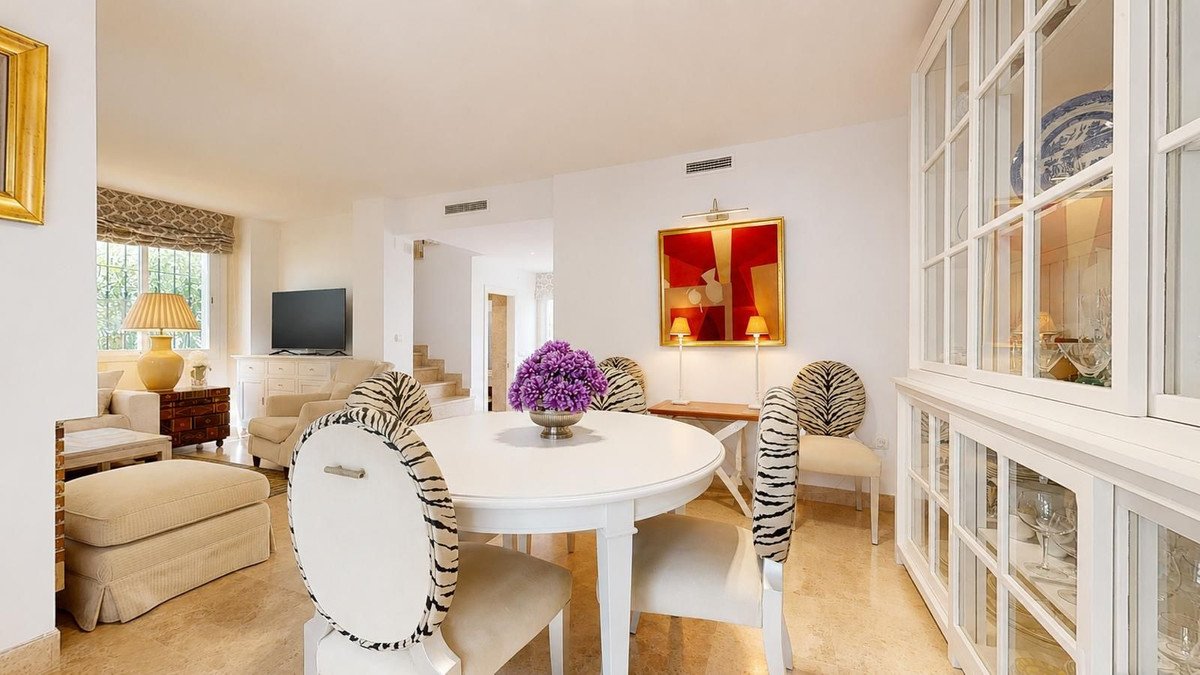 3 Bed Townhouse in Nueva Andalucía