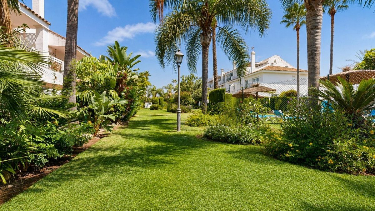 3 Bed Townhouse in Nueva Andalucía