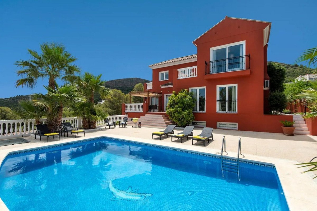 4 Bed Detached Villa in Alhaurín de la Torre