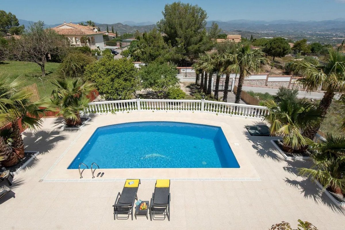 4 Bed Detached Villa in Alhaurín de la Torre