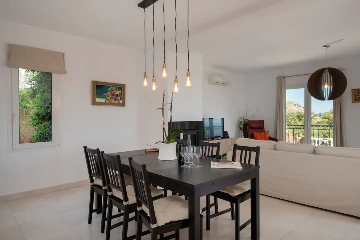 4 Bed Detached Villa in Alhaurín de la Torre