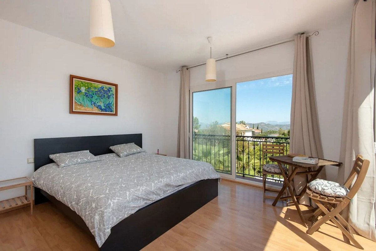 4 Bed Detached Villa in Alhaurín de la Torre