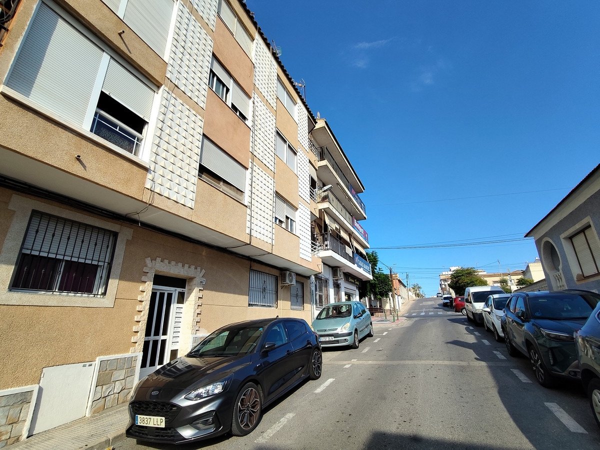 3 Bed Ground Floor Apartment in Benijofar