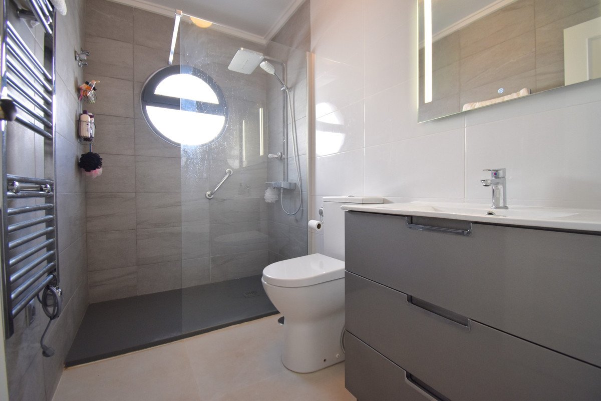 2 Bed Quad in Playa Flamenca