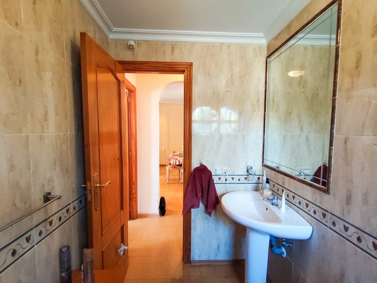 2 Bed Ground Floor Apartment in Cabo Roig