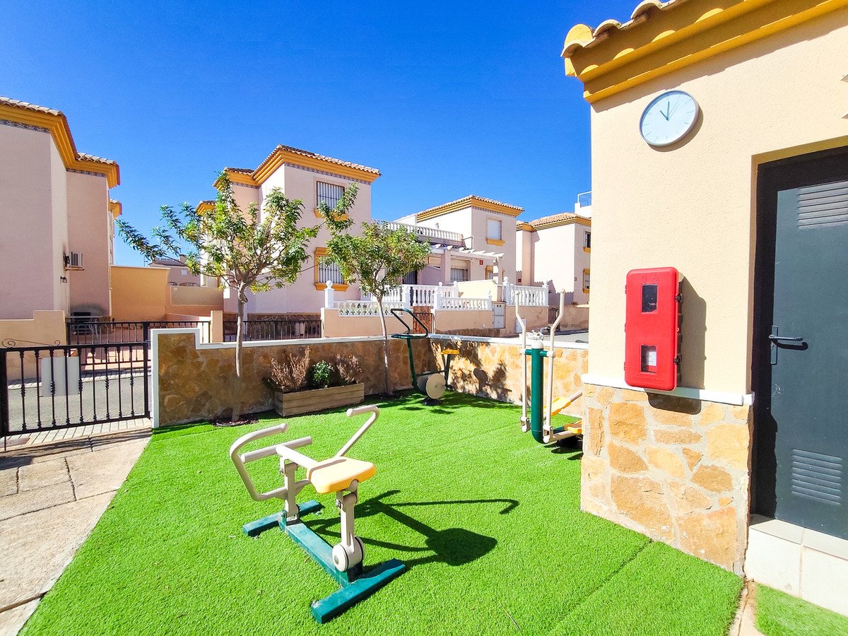 2 Bed Ground Floor Apartment in Villamartin