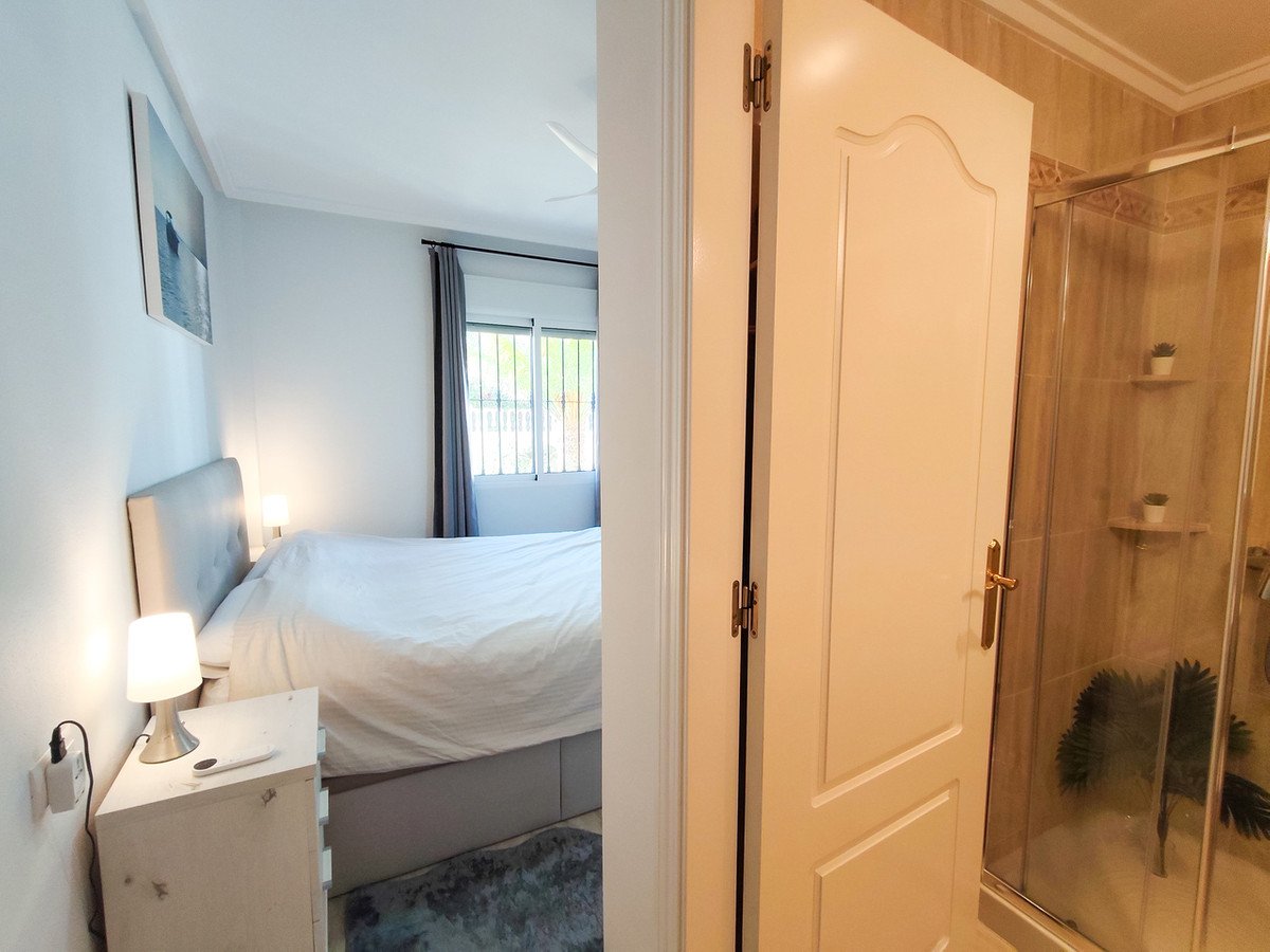 2 Bed Ground Floor Apartment in Villamartin