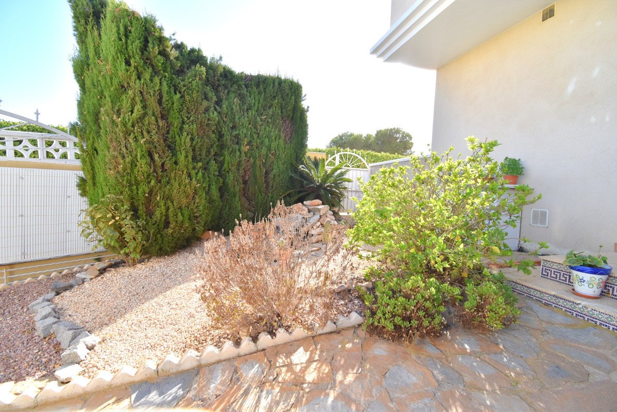 3 Bed Townhouse in Los Altos