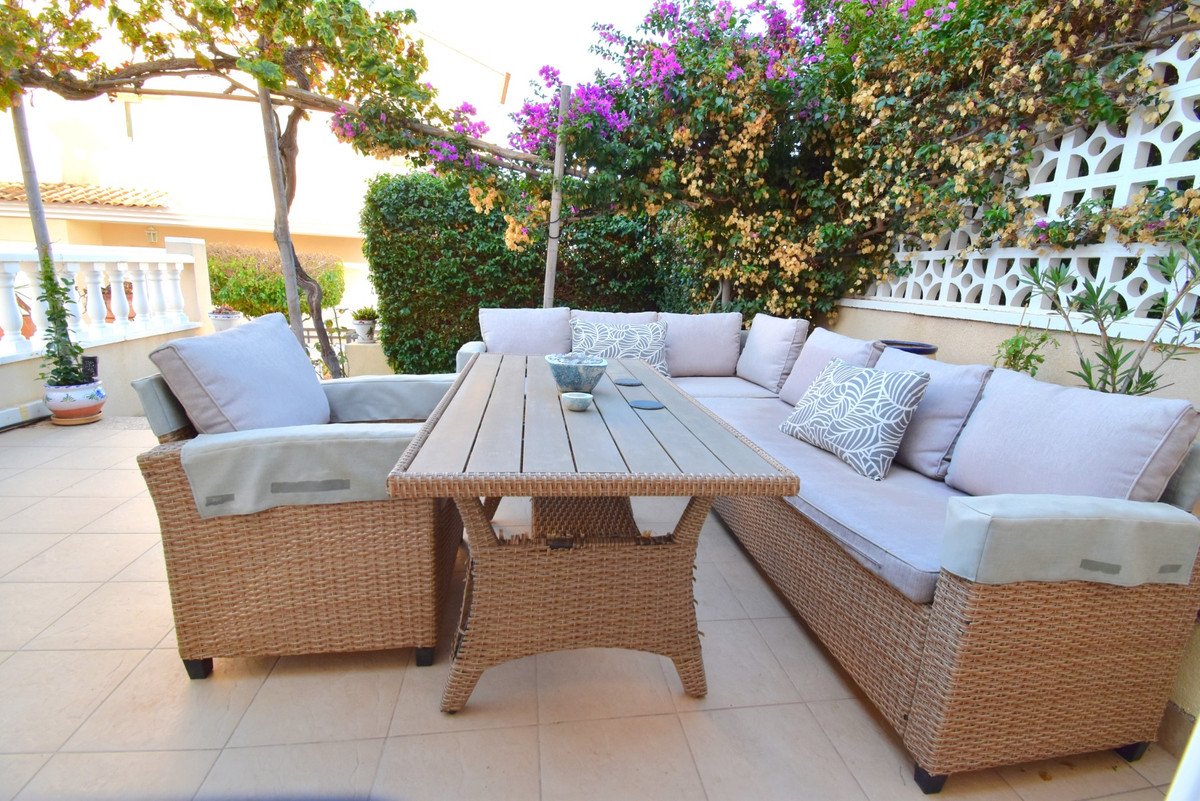 3 Bed Townhouse in Los Altos
