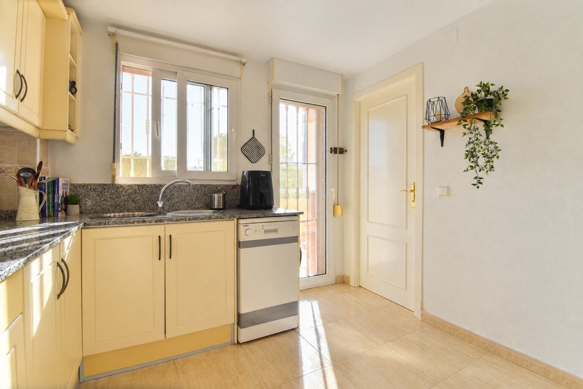 3 Bed Townhouse in Los Altos