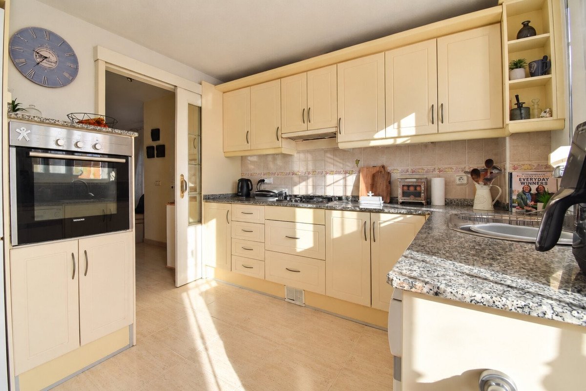 3 Bed Townhouse in Los Altos