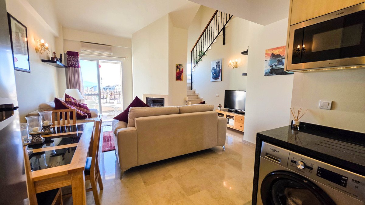3 Bed Penthouse Duplex in La Duquesa
