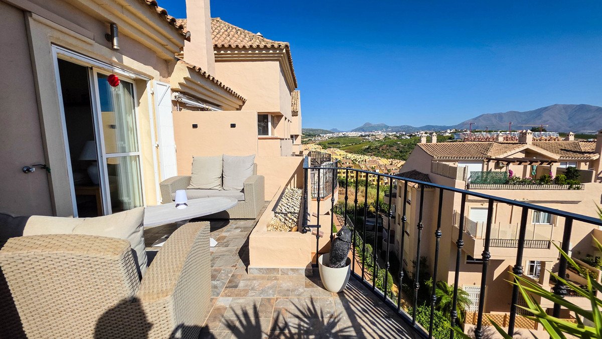 3 Bed Penthouse Duplex in La Duquesa