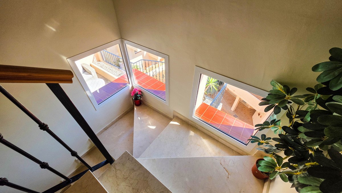 3 Bed Penthouse Duplex in La Duquesa