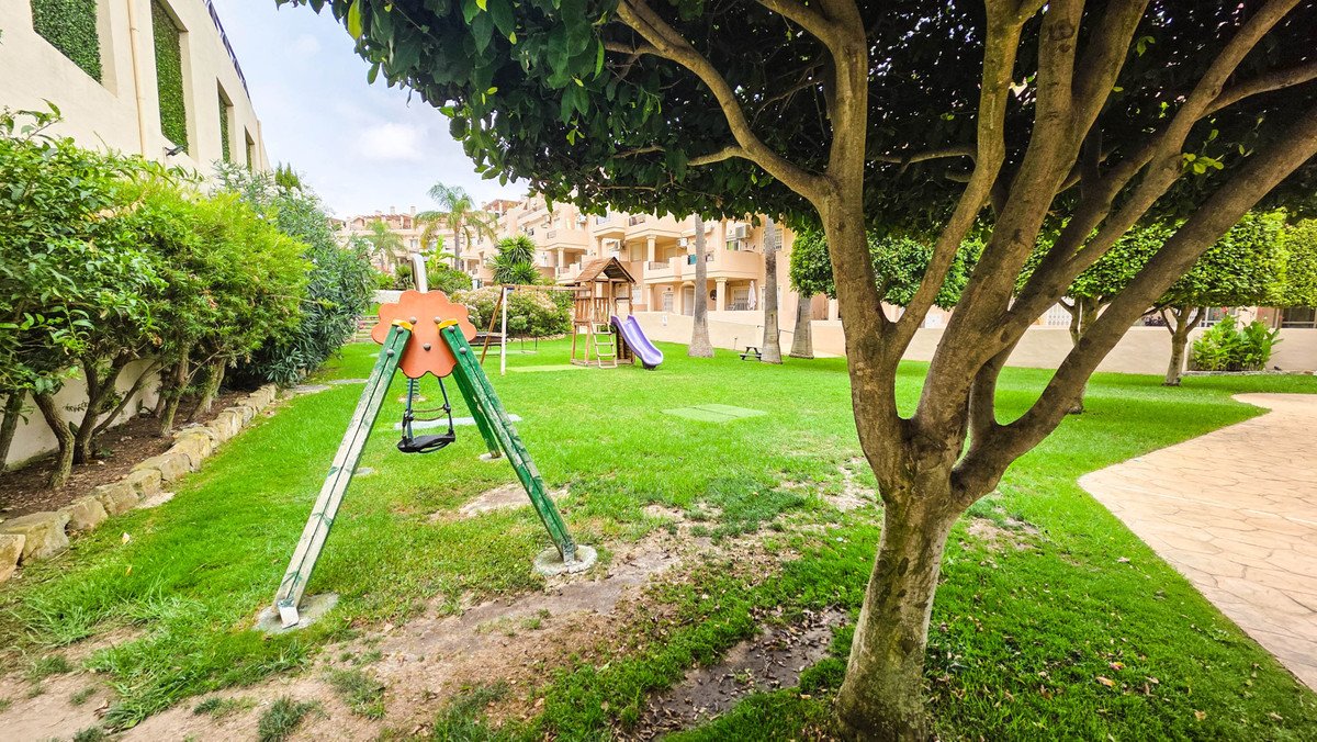 3 Bed Penthouse Duplex in La Duquesa