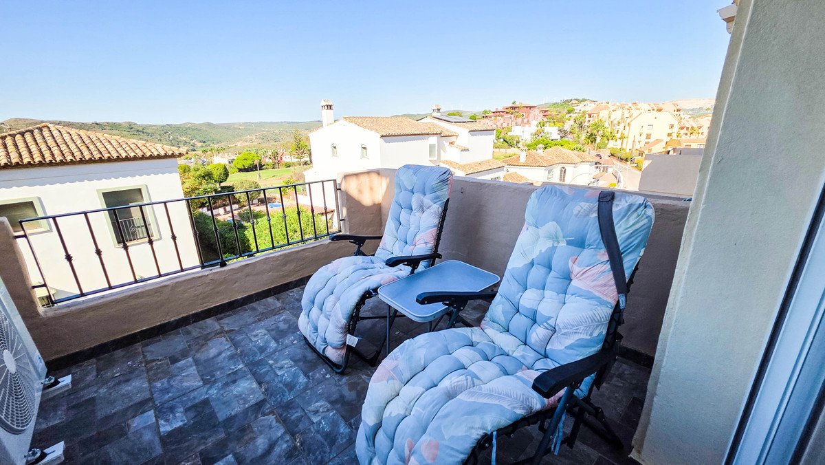 3 Bed Penthouse Duplex in La Duquesa
