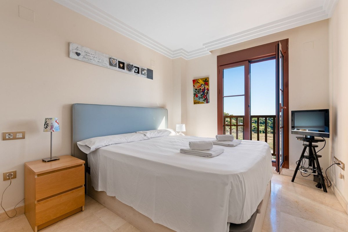 2 Bed Middle Floor Apartment in Atalaya