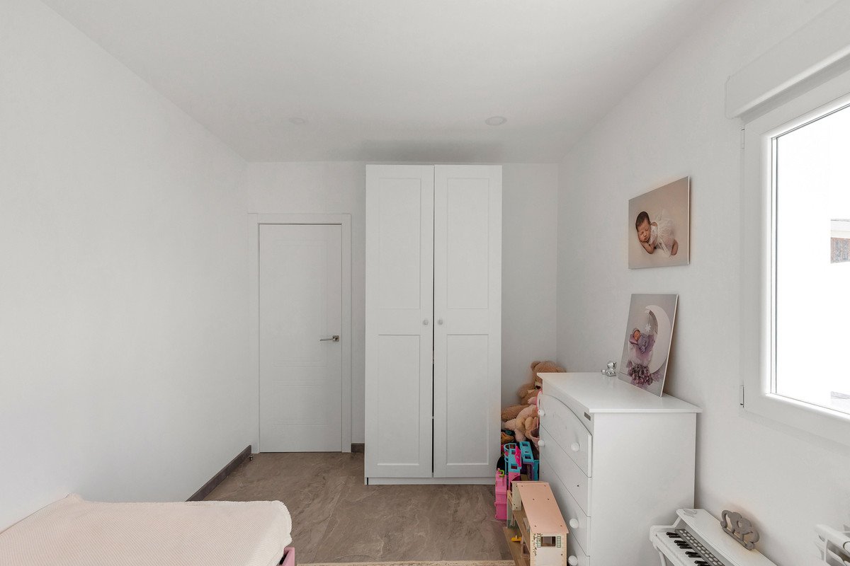 5 Bed Detached Villa in Los Balcones