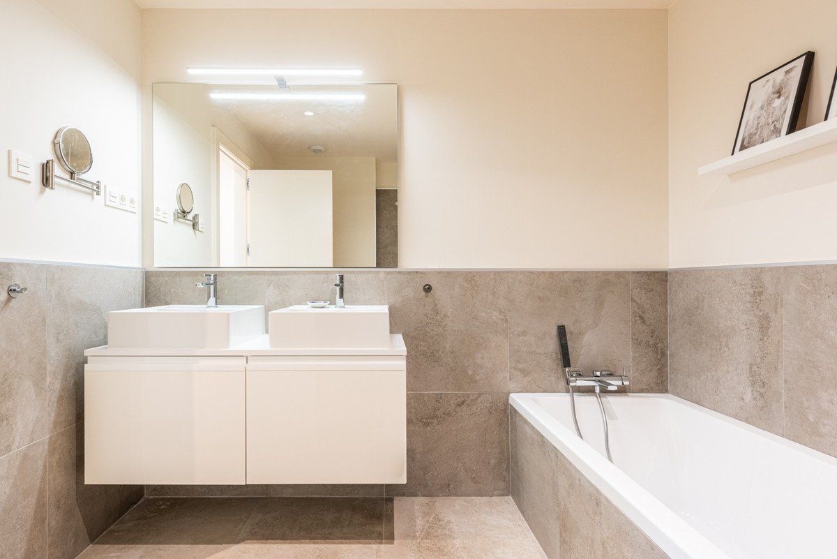4 Bed Middle Floor Apartment in La Cala de Mijas