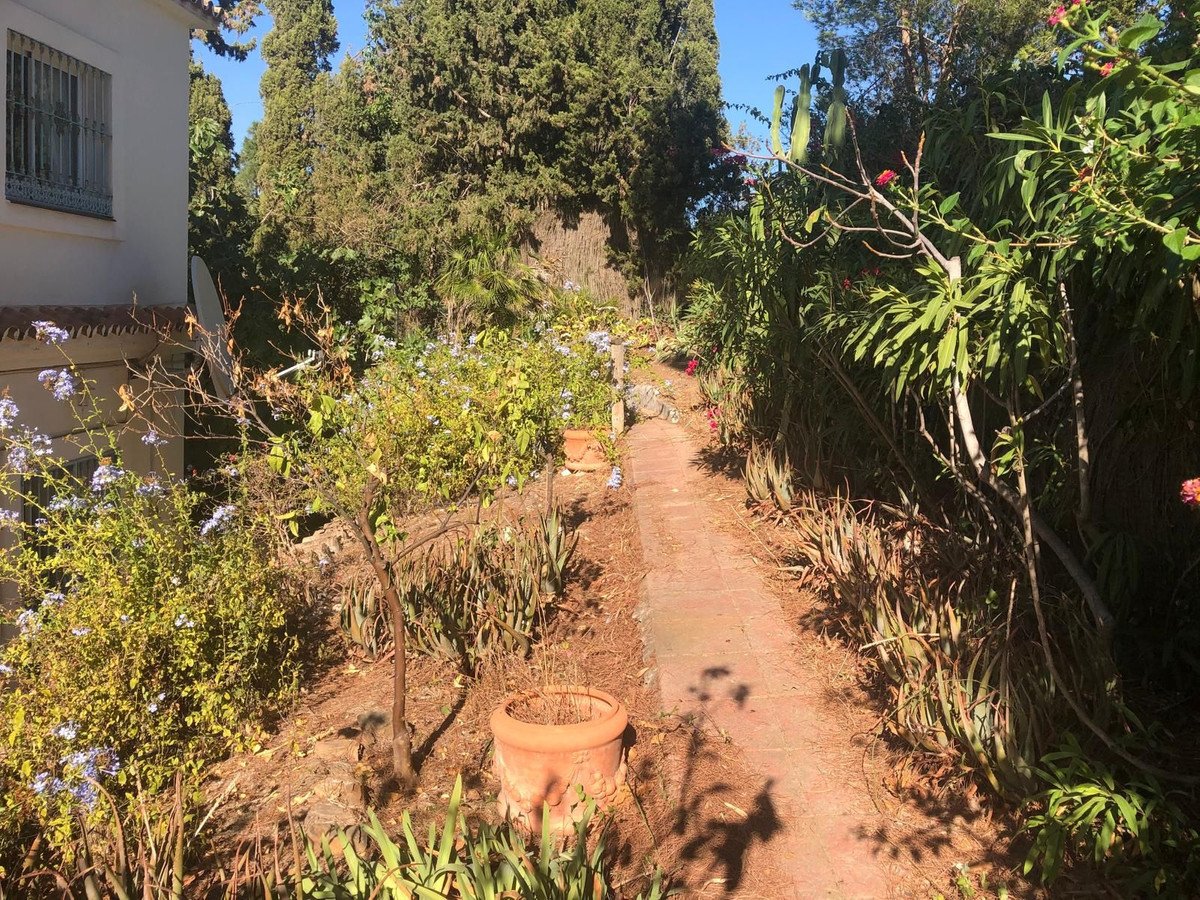 4 Bed Detached Villa in Mijas Costa