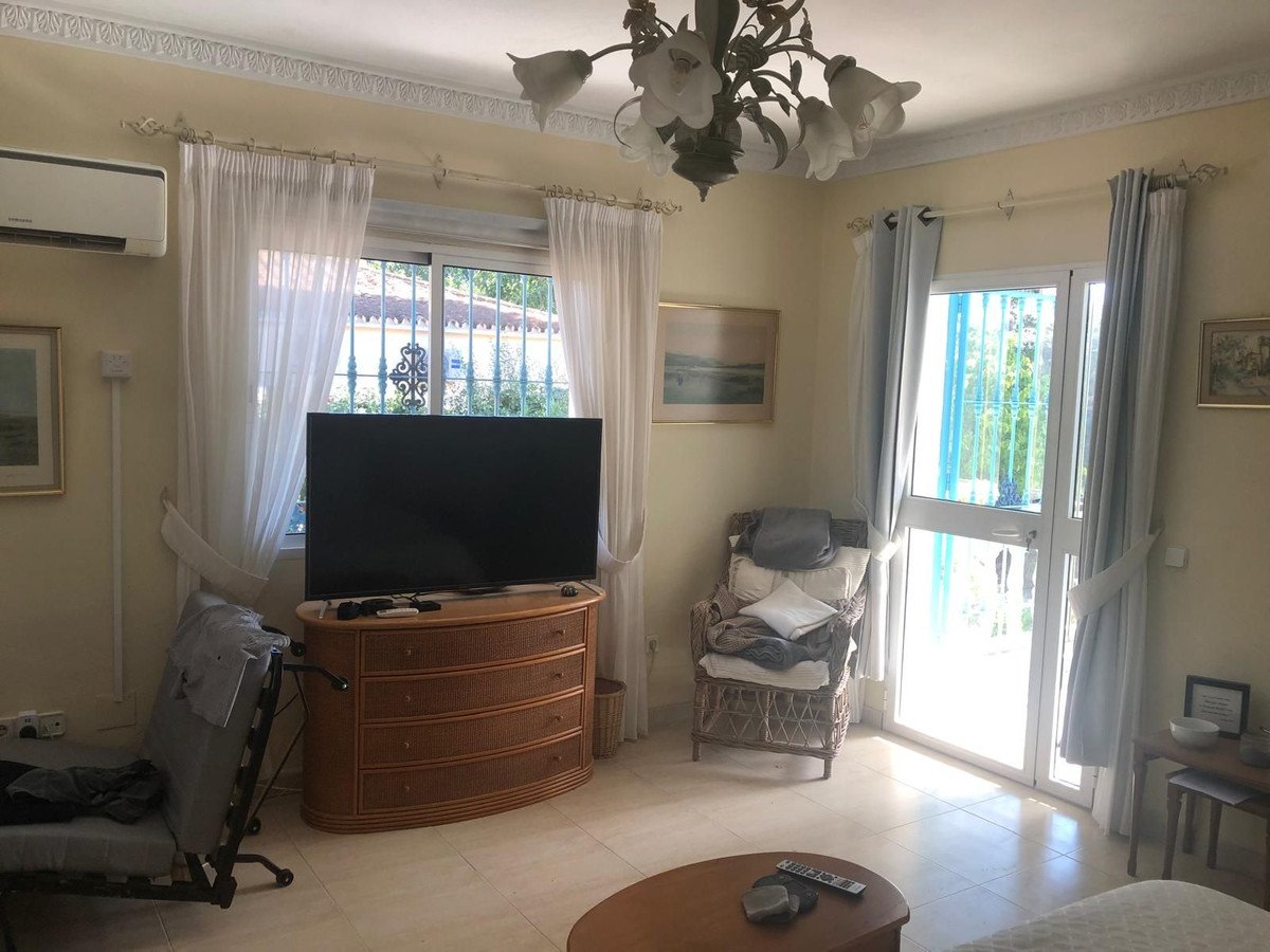 4 Bed Detached Villa in Mijas Costa